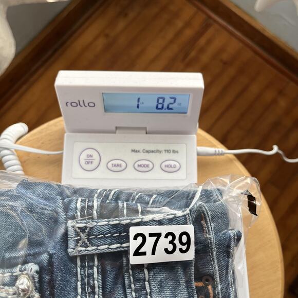 Rock Revival Betty Capri Jeans Womens 34 Blue Denim Contrast Stitch Embroidered - Picture 9 of 9